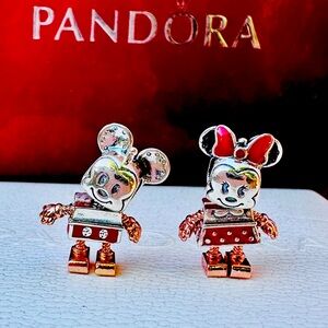 Two authentic Disney Pandora charms 🩵💝💘💖🌸🌺🌷💐
